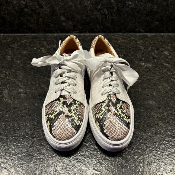 Patricia Green A Mano Lace Up Sneakers White & Snake Skin Ribbon Laces Size 7 - Picture 2 of 11